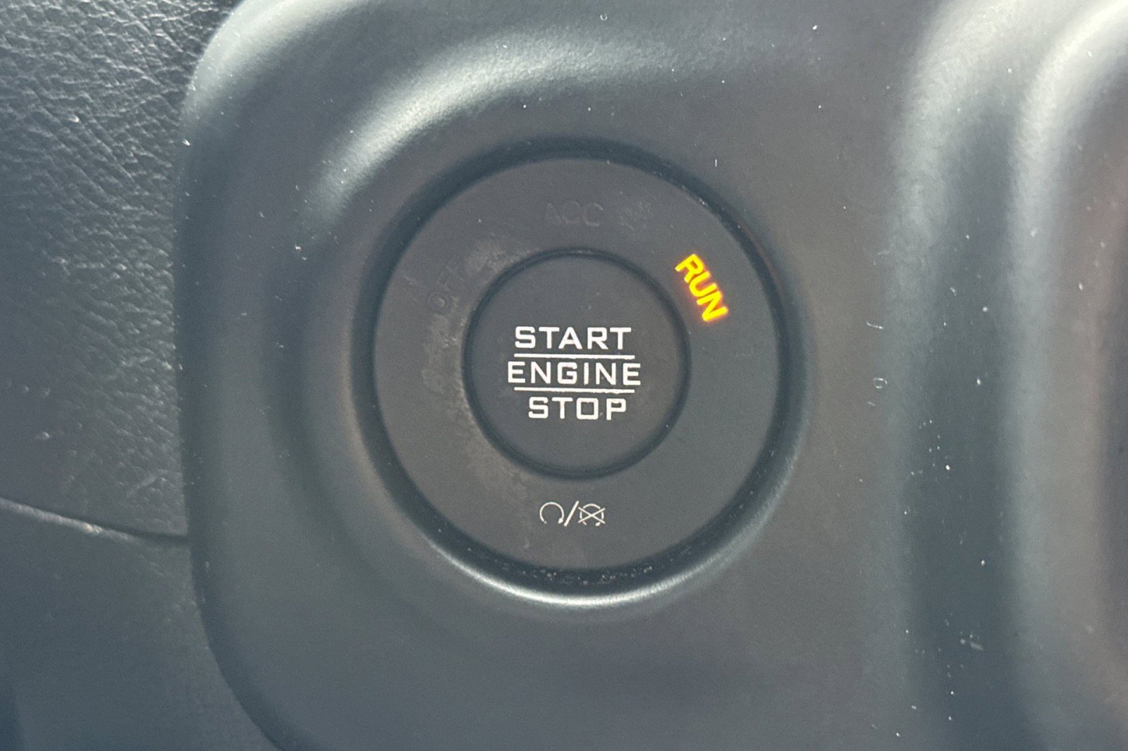 Used 2023 Jeep Wrangler Sahara image 23