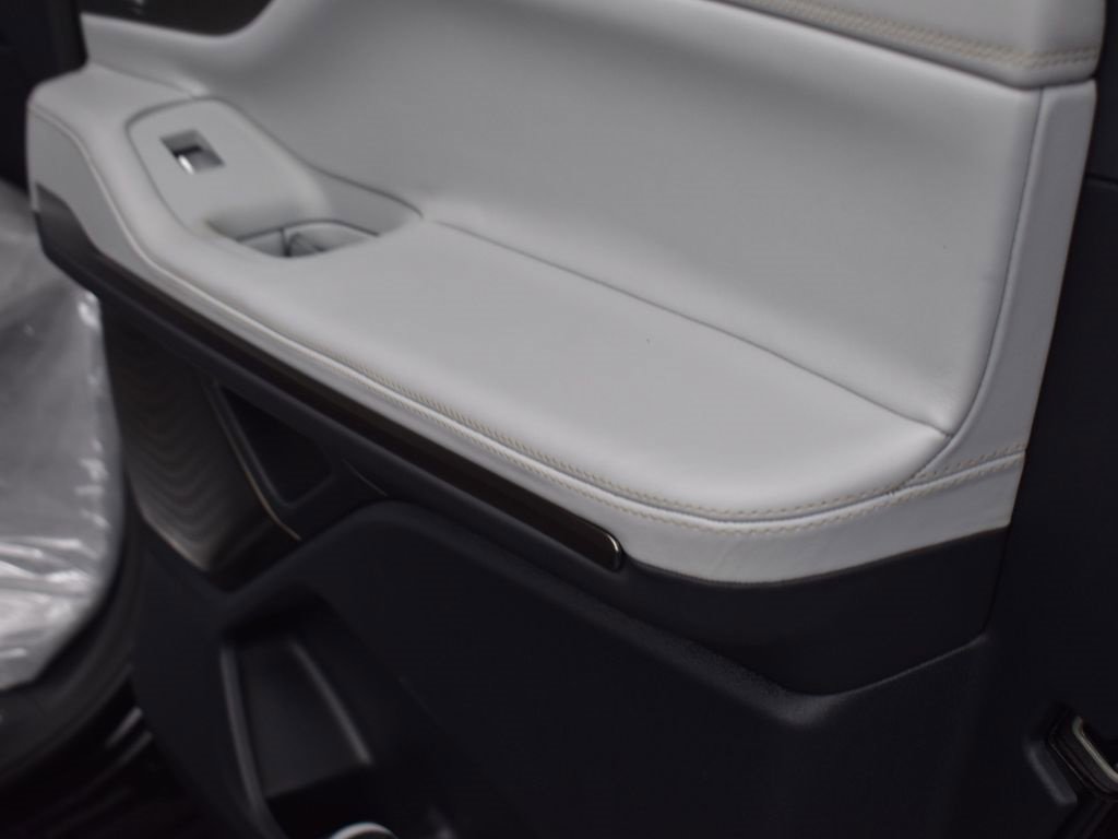 New 2026 Lincoln Navigator L Black Label image 15