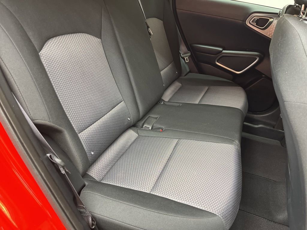 Used 2024 Kia Soul LX FWD image 21