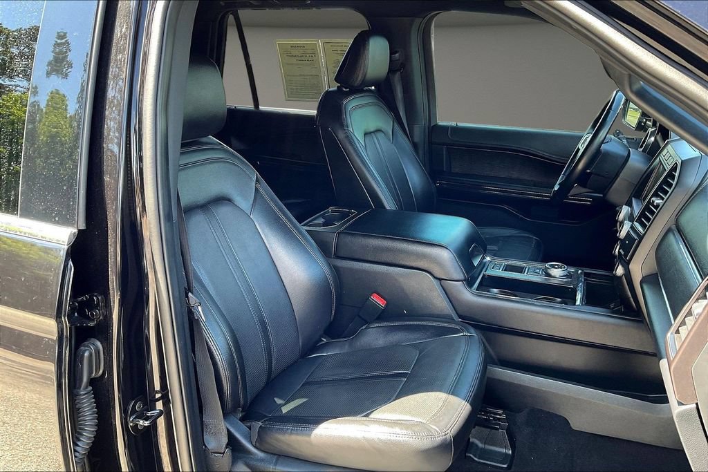 Used 2021 Ford Expedition Limited RWD image 32