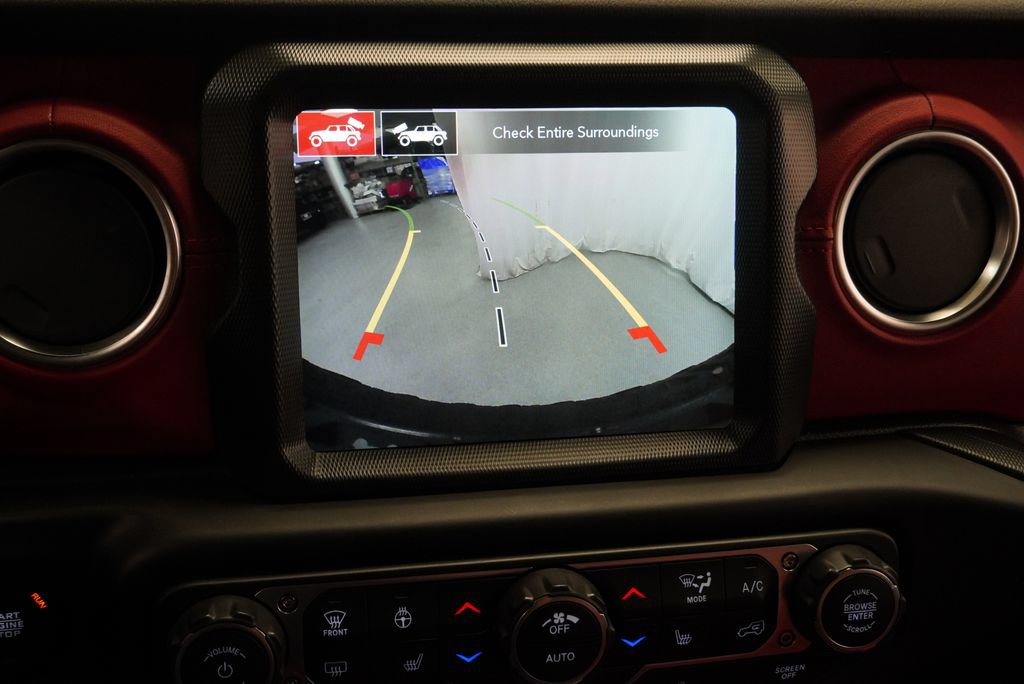 Used 2023 Jeep Wrangler Unlimited Rubicon 4xe AWD/4WD image 34
