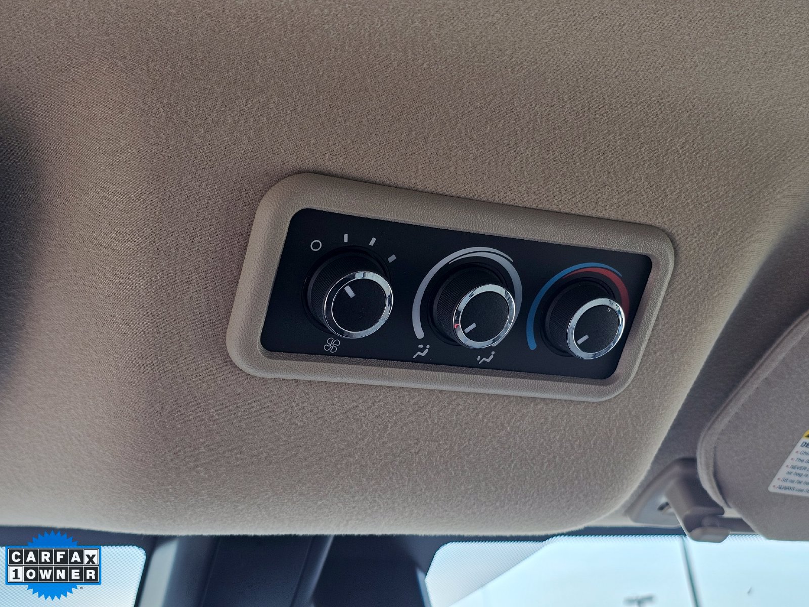 Used 2025 Chevrolet Express 3500 LT w/ LT Preferred Equipment Group RWD image 22