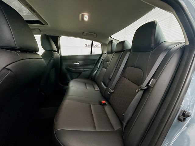 Used 2026 Nissan Sentra SR w/ SR Premium Package FWD image 25