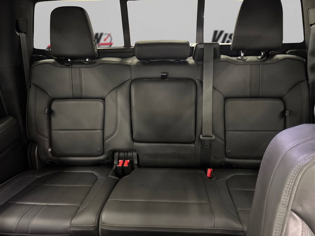 Used 2021 Chevrolet Silverado 1500 High Country image 20