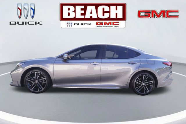 Used 2025 Toyota Camry XSE FWD image 6
