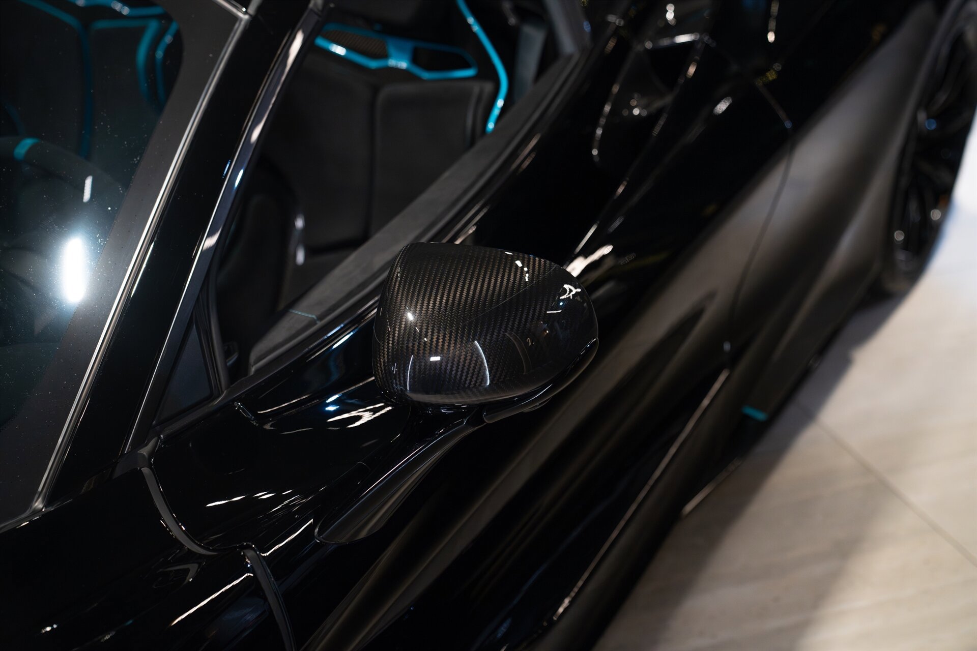 Used 2022 McLaren 765LT RWD image 48