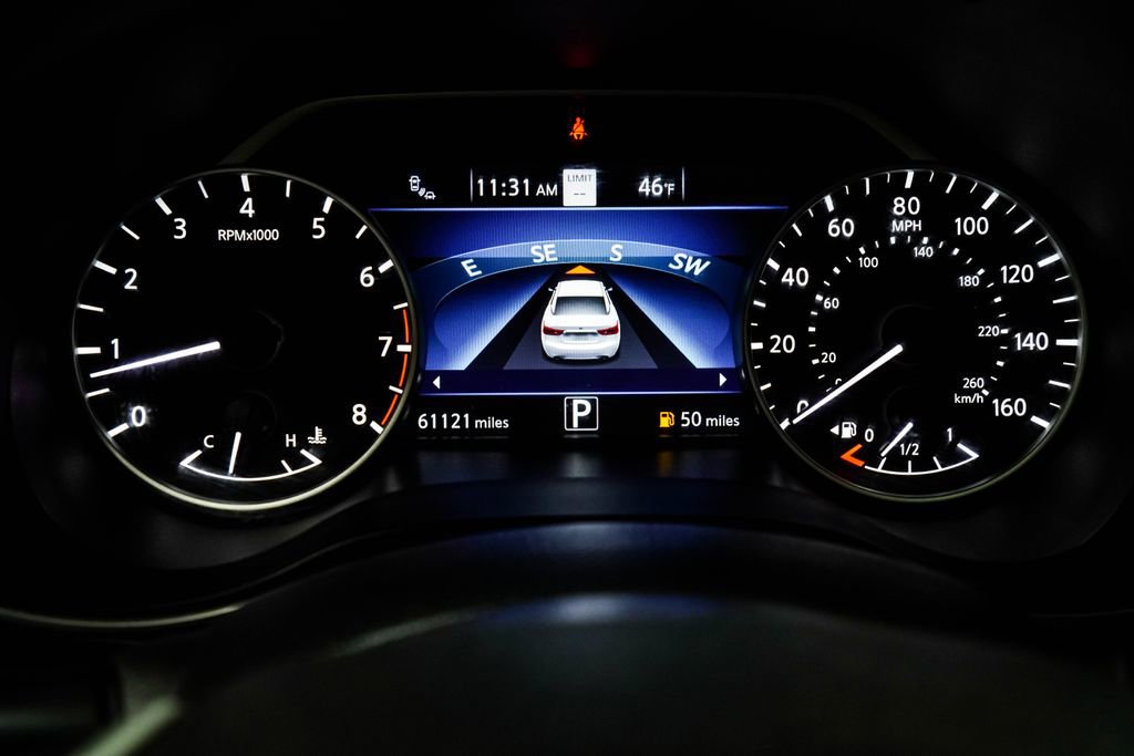 Used 2023 Nissan Maxima SR w/ Sport Mat Group image 37