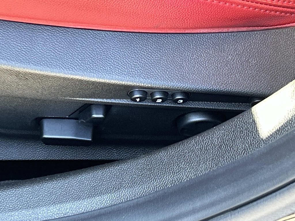 Used 2022 Alfa Romeo Giulia Veloce image 17