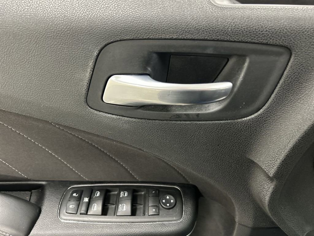 Used 2021 Dodge Charger SXT w/ Cold Weather Package image 11
