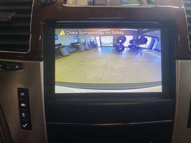 Used 2013 Cadillac Escalade ESV Platinum AWD/4WD image 21