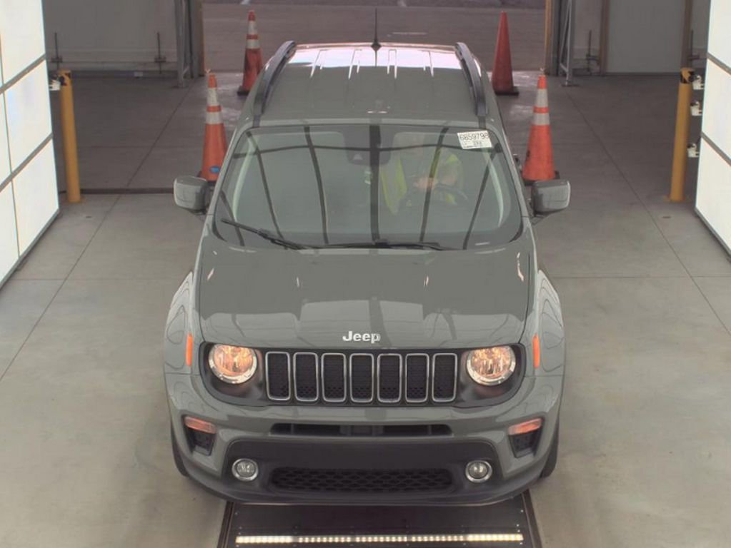 Used 2021 Jeep Renegade Latitude w/ Convenience Group FWD image 2