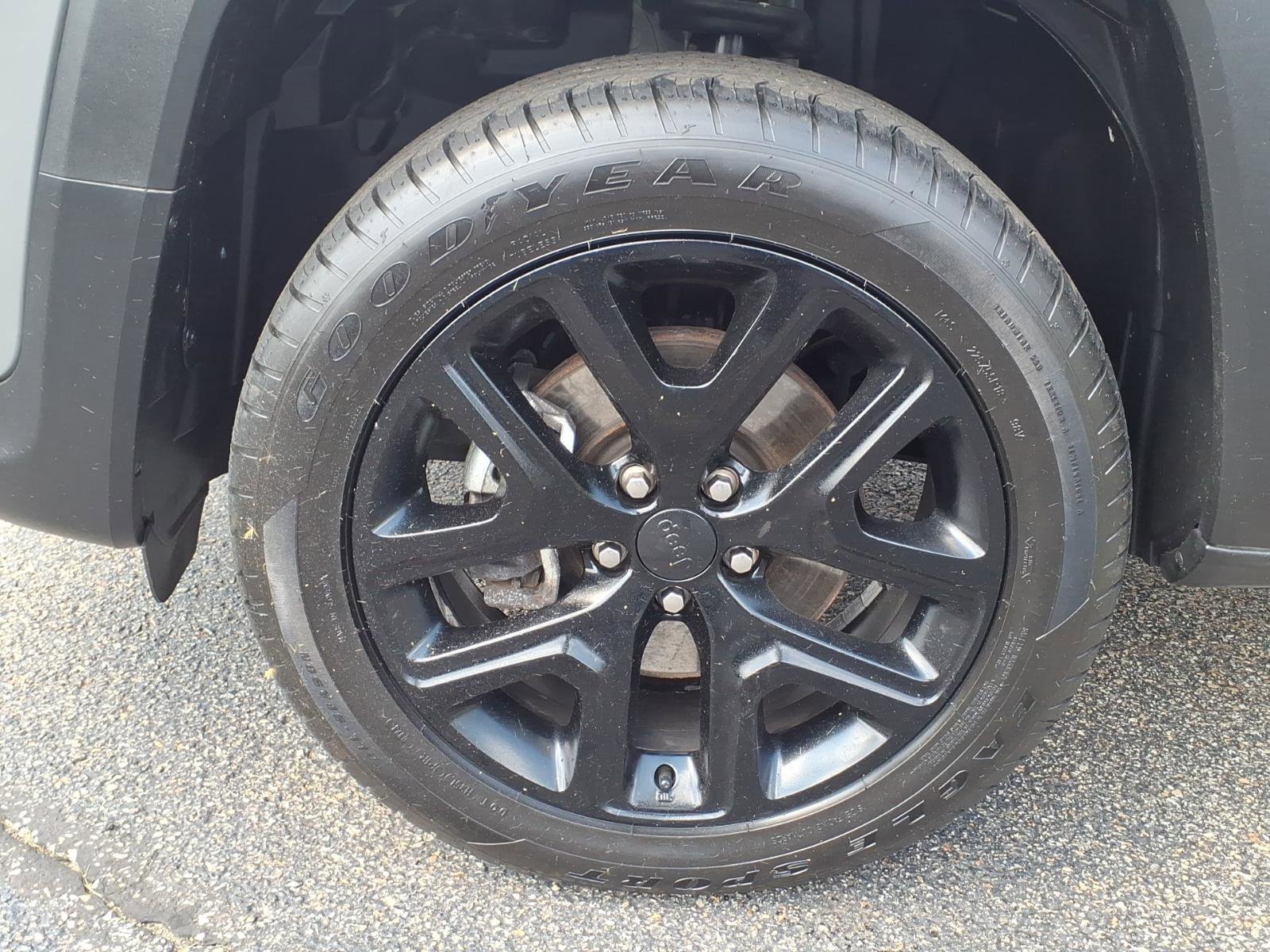 Certified 2022 Jeep Renegade Altitude w/ Convenience Group AWD/4WD image 7