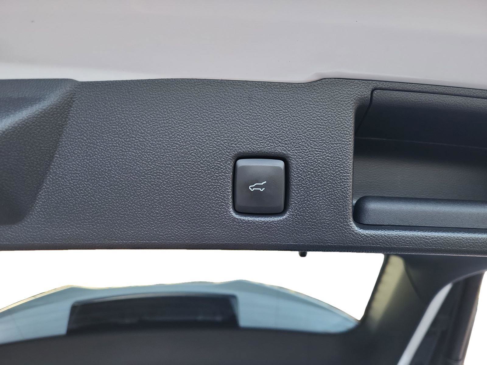 Used 2023 Ford Escape ST-Line image 22