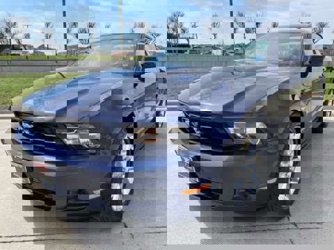 Used 2010 Ford Mustang Coupe image 31