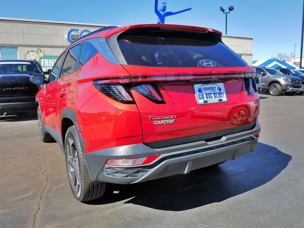 Used 2023 Hyundai Tucson SEL w/ Convenience Package AWD/4WD image 7