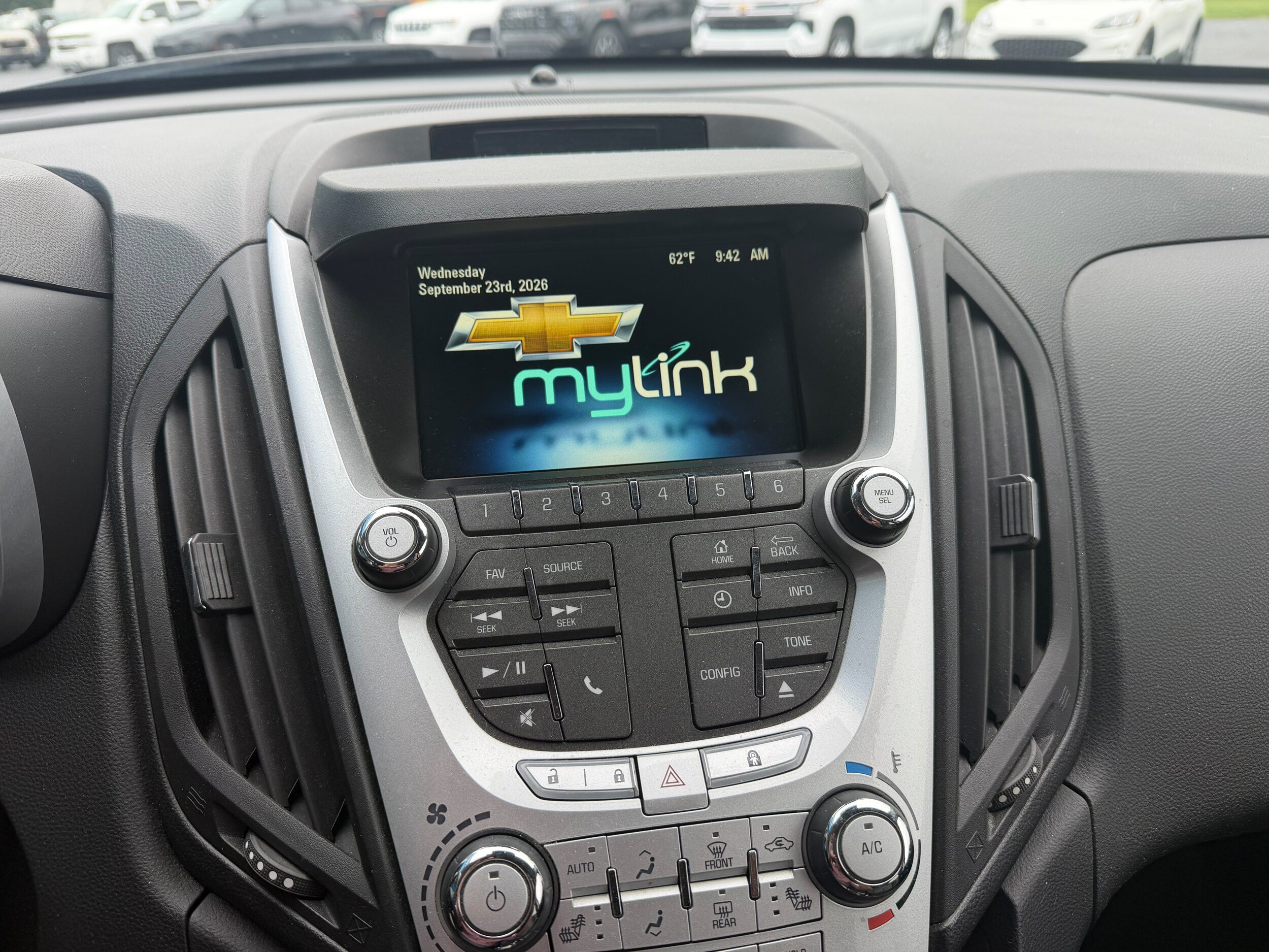 Used 2015 Chevrolet Equinox LTZ FWD image 15