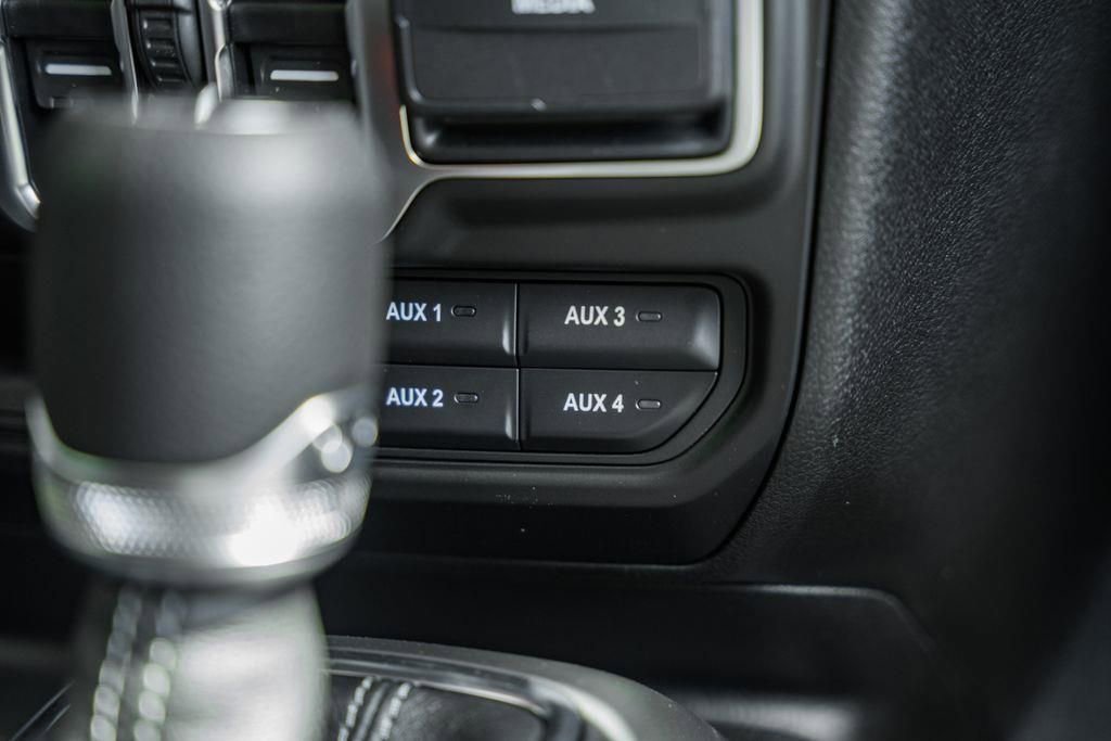 New 2025 Jeep Gladiator Sport AWD/4WD image 26