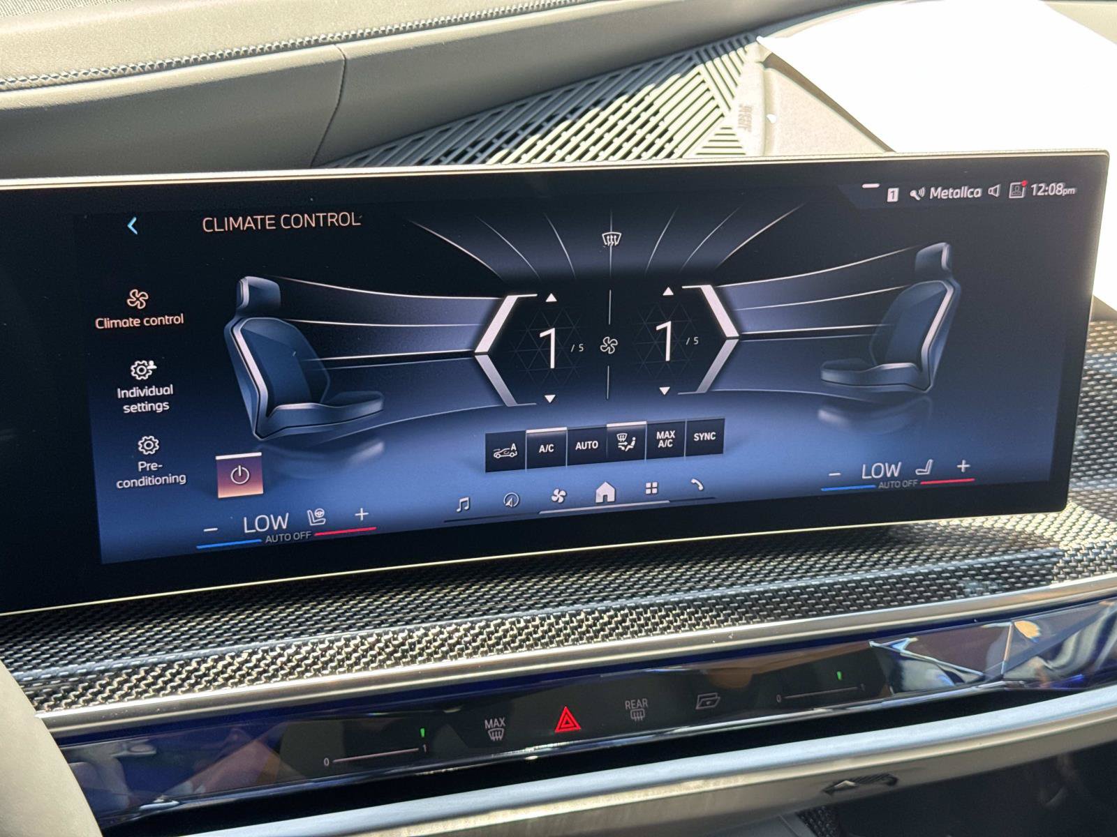 Used 2026 BMW i7 xDrive60 w/ Executive Package AWD/4WD image 14