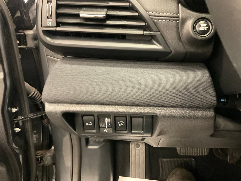 Used 2024 Subaru Outback Premium AWD/4WD image 14