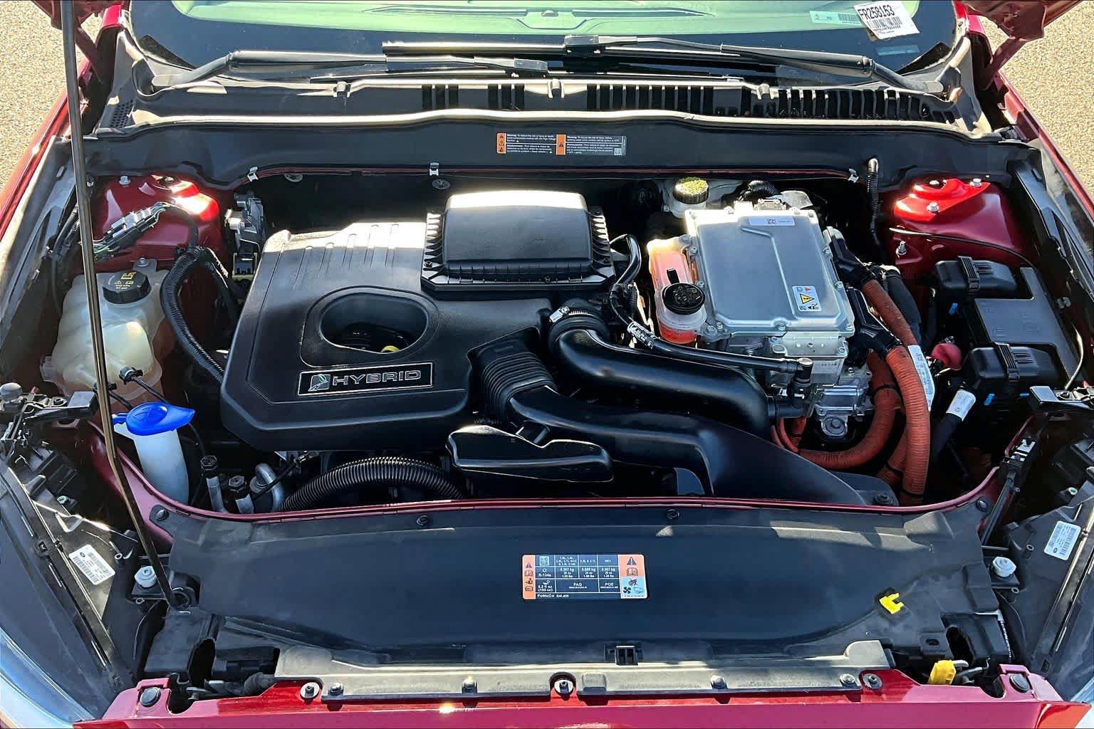 Used 2015 Ford Fusion SE w/ Equipment Group 502A FWD image 31