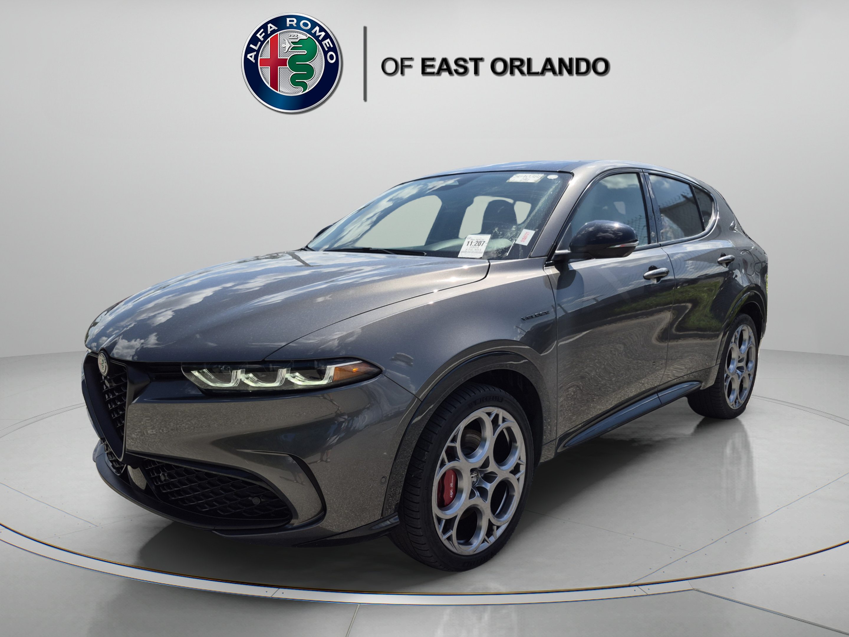 Used 2024 Alfa Romeo Tonale Veloce AWD/4WD image 3