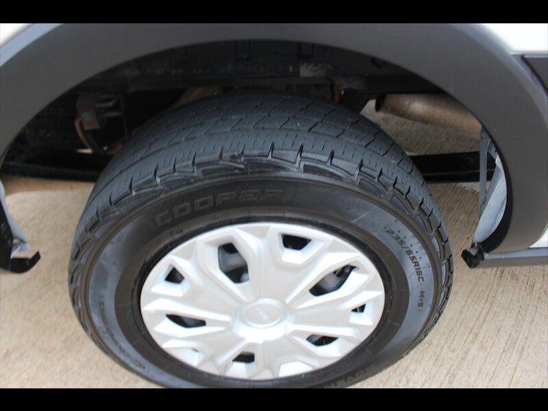 Used 2022 Ford Transit 350 XLT RWD image 29