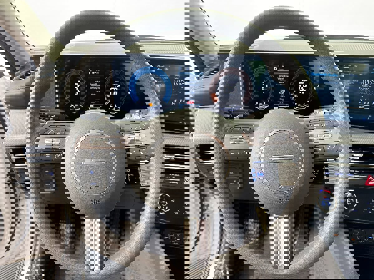 Used 2025 Hyundai Sonata SEL image 11