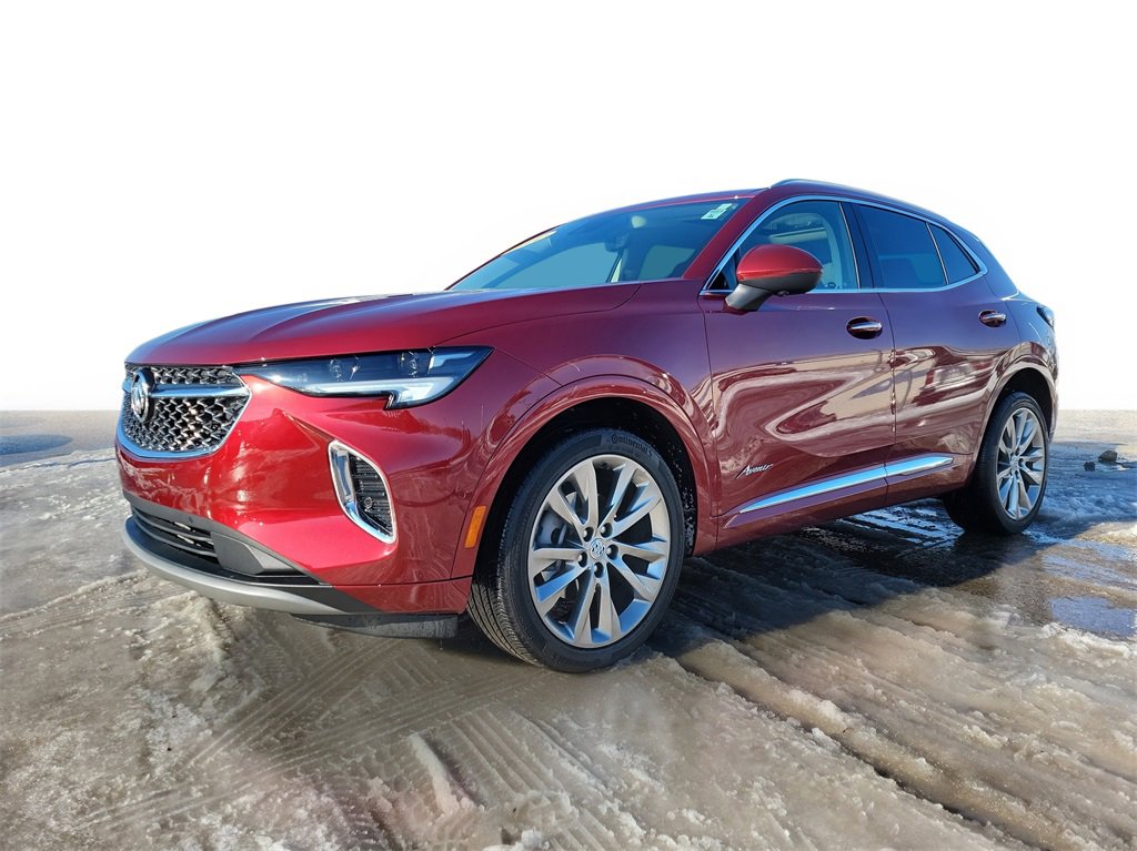 Used 2022 Buick Envision Avenir w/ Technology Package II image 2