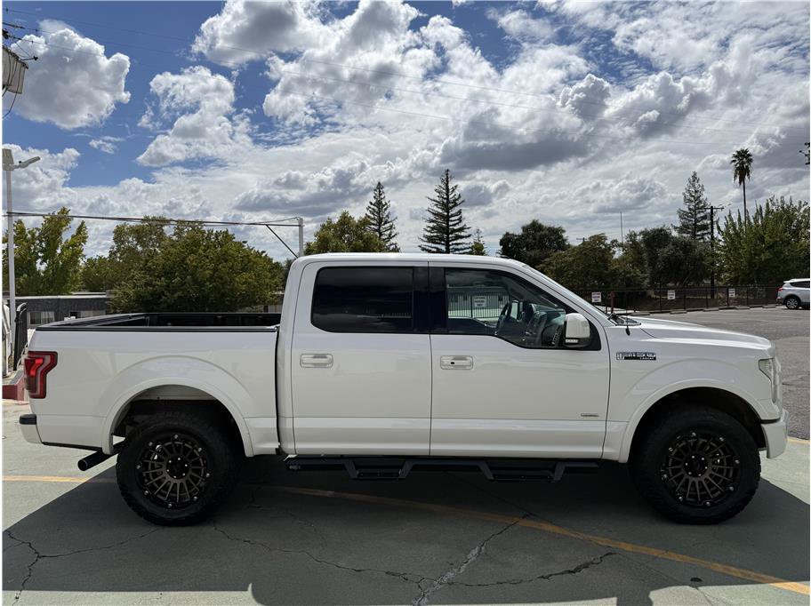 Used 2016 Ford F150 Lariat w/ Equipment Group 502A Luxury AWD/4WD image 5