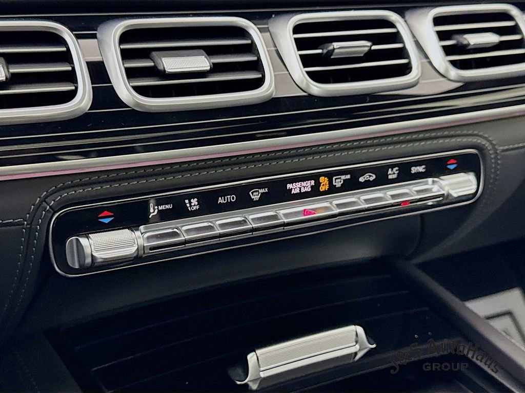 Used 2024 Mercedes-Benz GLS 63 AMG 4MATIC image 20