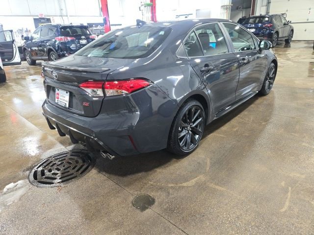 Used 2024 Toyota Corolla SE image 6