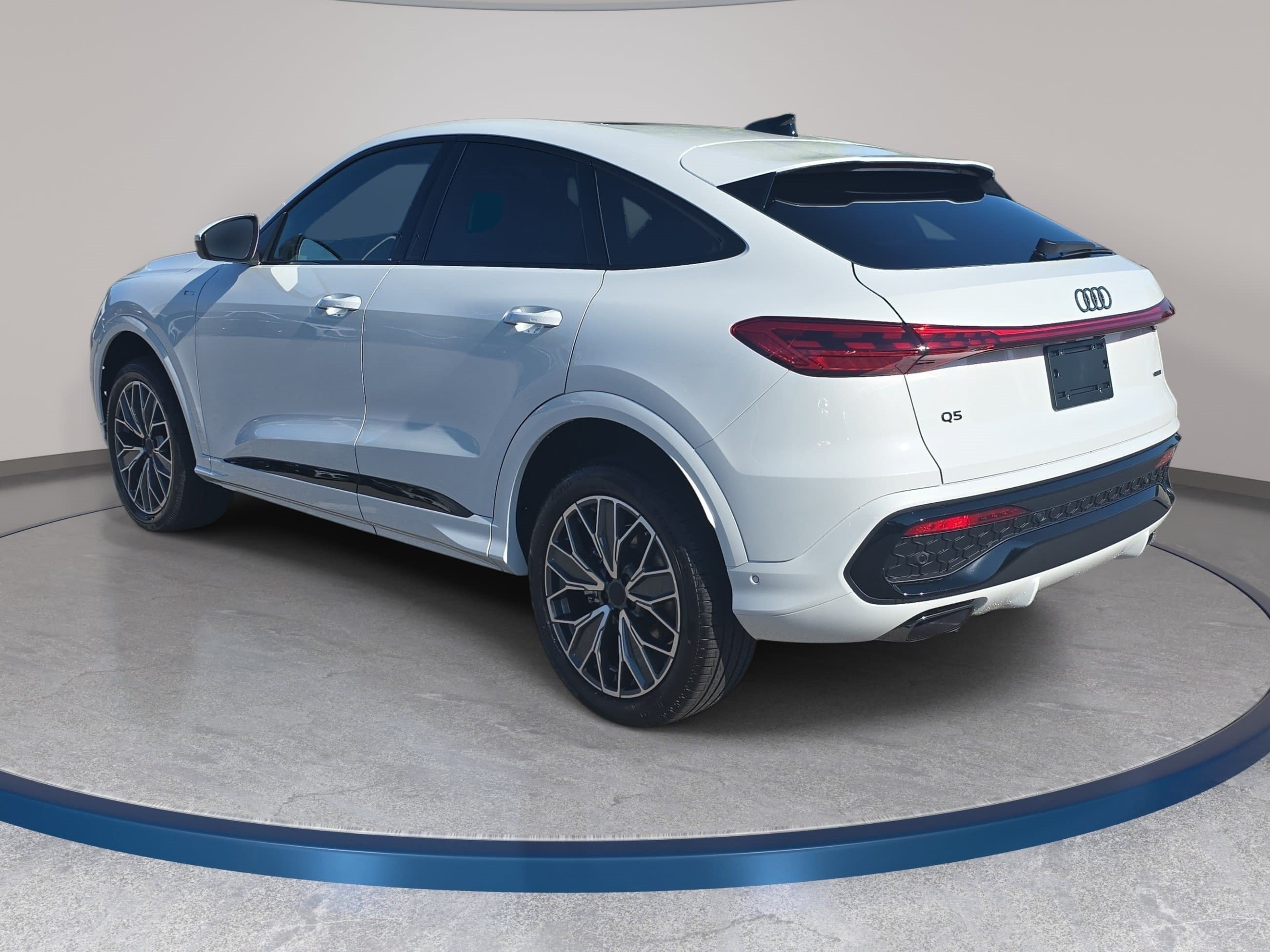 New 2026 Audi Q5 Premium Plus AWD/4WD image 8