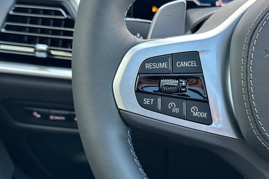 New 2026 BMW X5 M60i w/ Executive Package image 28