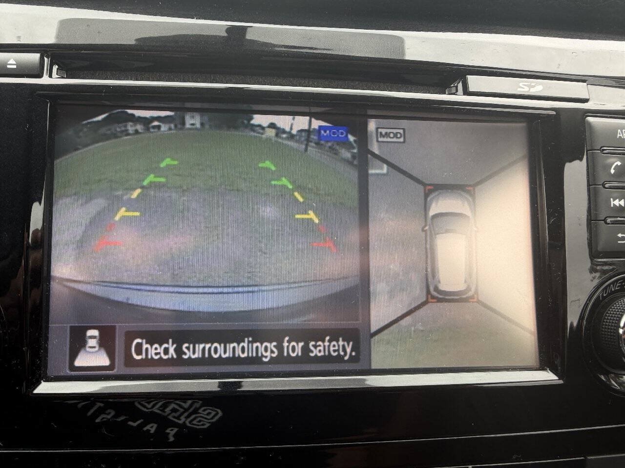 Used 2015 Nissan Rogue SV w/ SV Premium Package FWD image 16