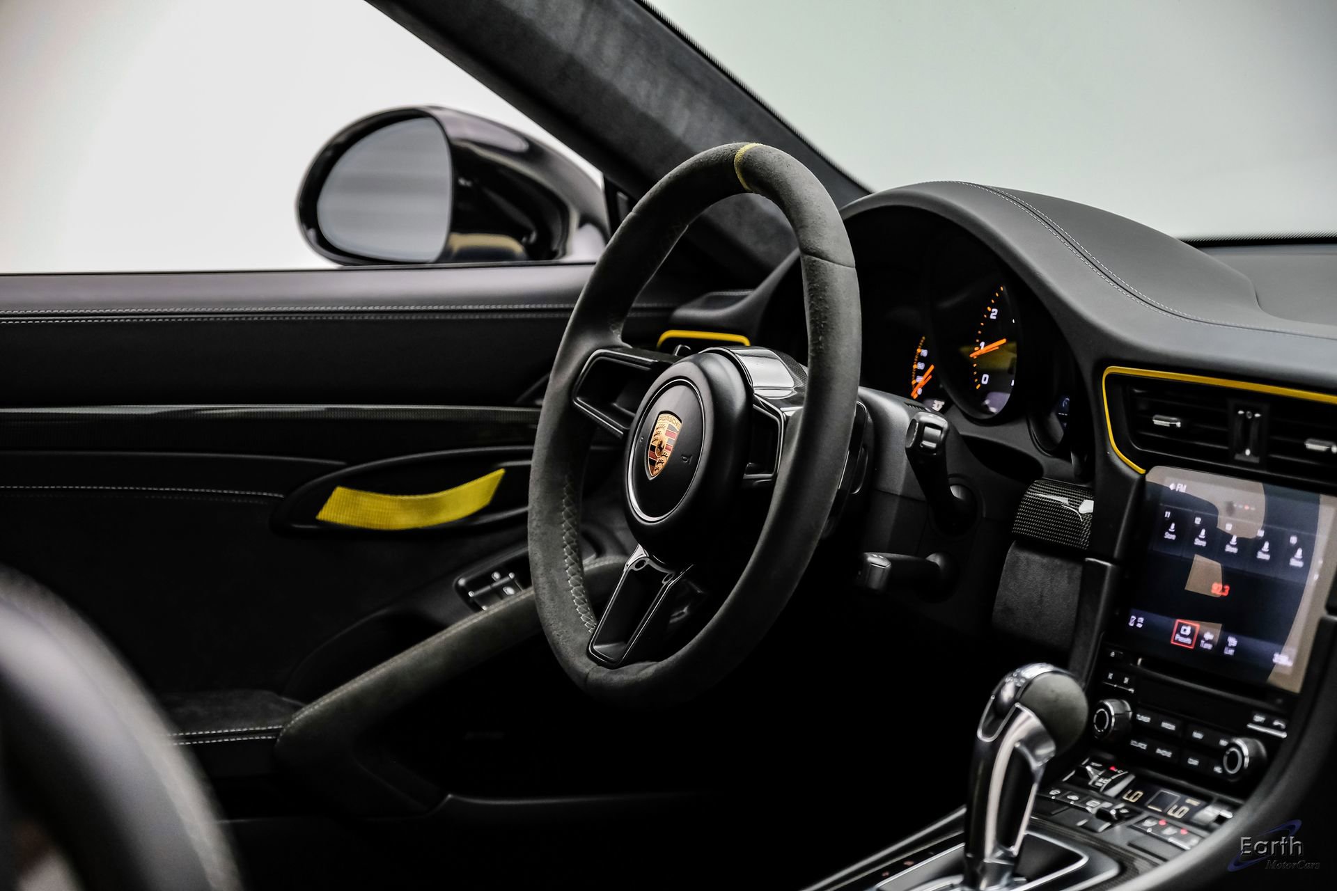 Used 2018 Porsche 911 GT2 RS w/ Weissach Package RWD image 63
