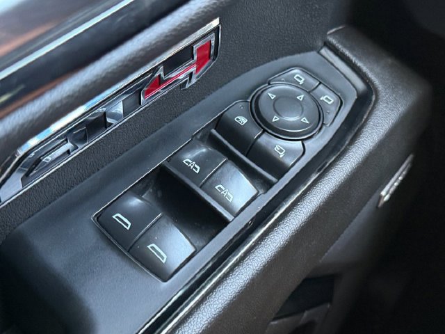 Used 2024 GMC Sierra 1500 AT4 w/ Technology Package AWD/4WD image 12