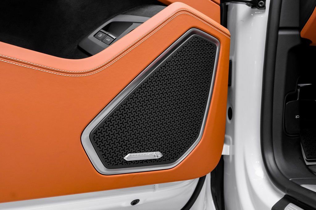 Used 2025 Lamborghini Urus SE image 49