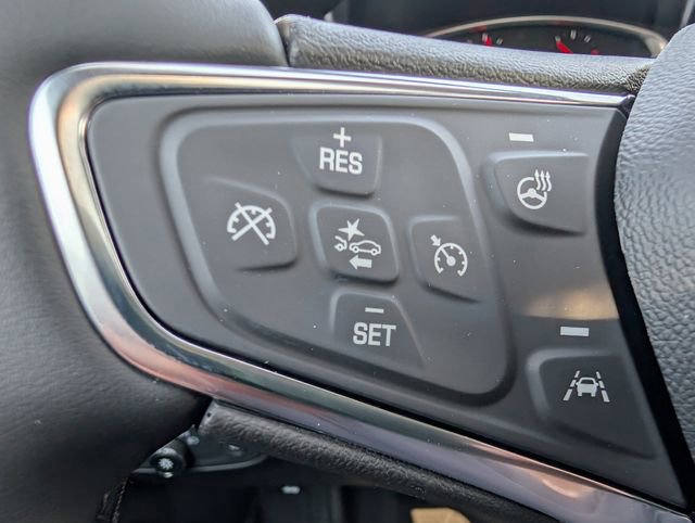 Used 2024 Chevrolet Equinox Premier image 16