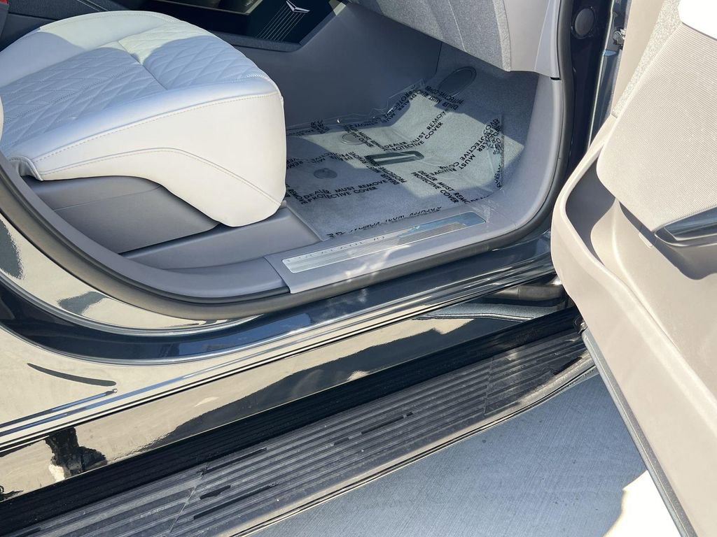 New 2026 Cadillac Escalade IQ Luxury 1 image 35