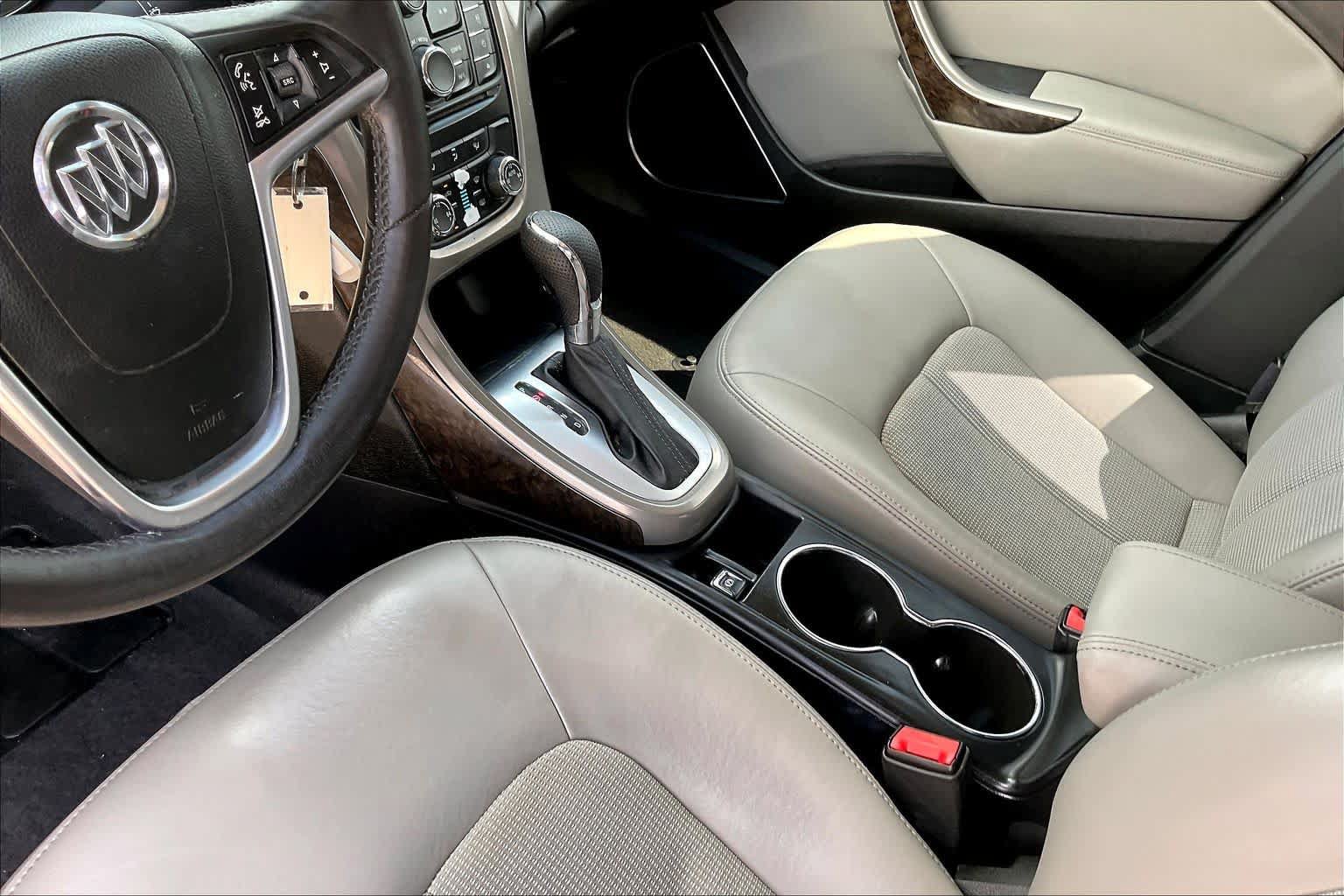 Used 2012 Buick Verano FWD image 9