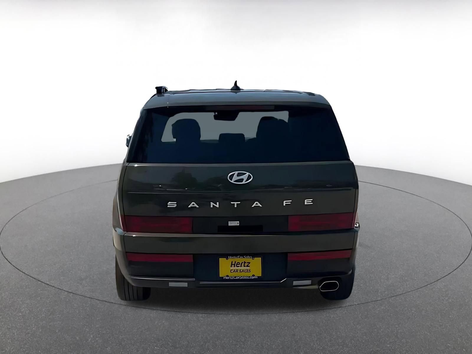 Used 2025 Hyundai Santa Fe SEL FWD image 11