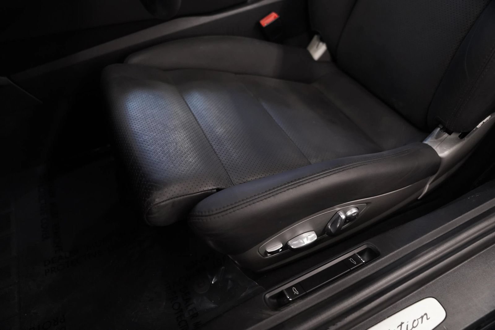 Used 2016 Porsche Cayman RWD image 16