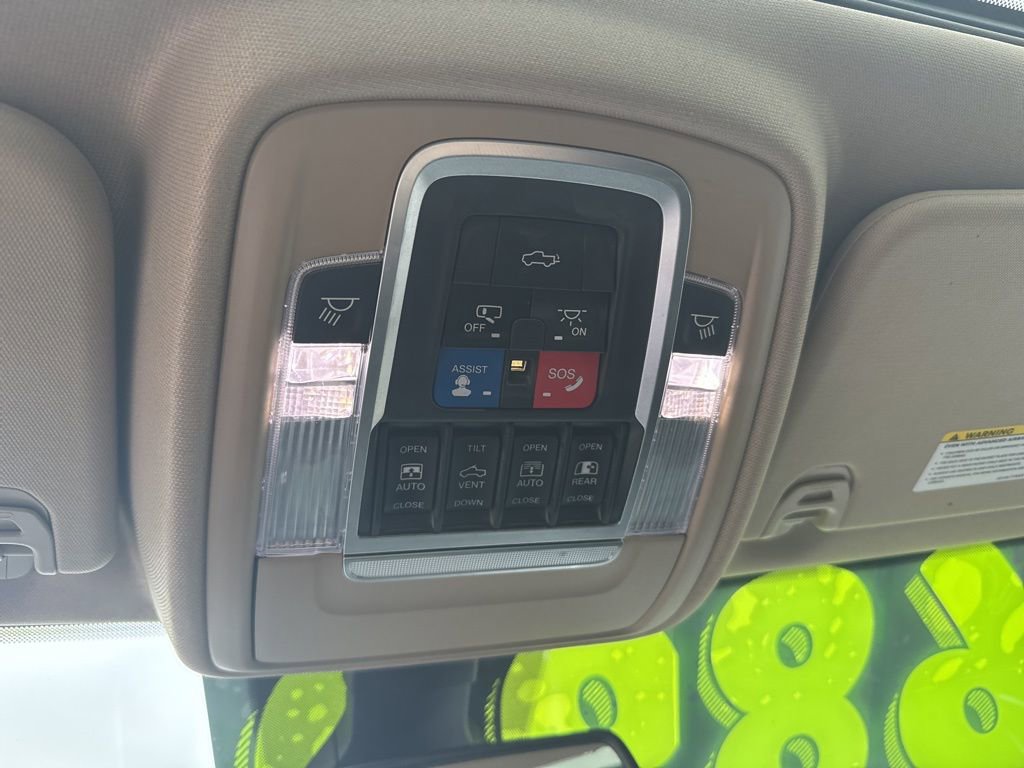 Used 2019 RAM 1500 Laramie image 26