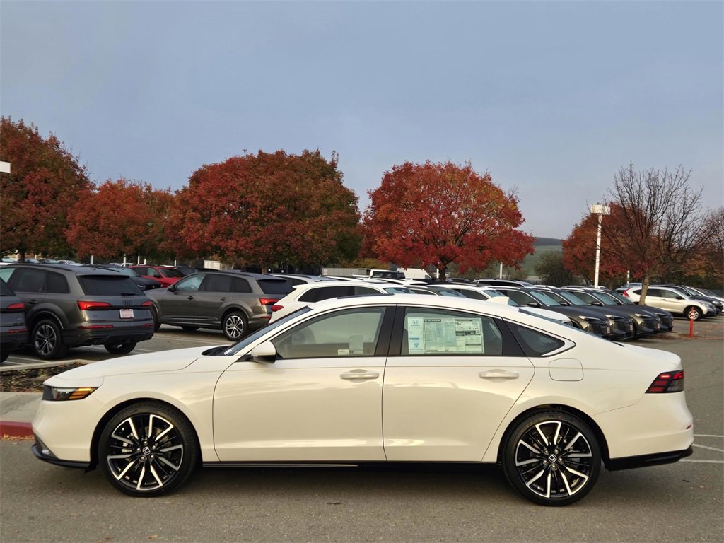 New 2025 Honda Accord Touring image 7