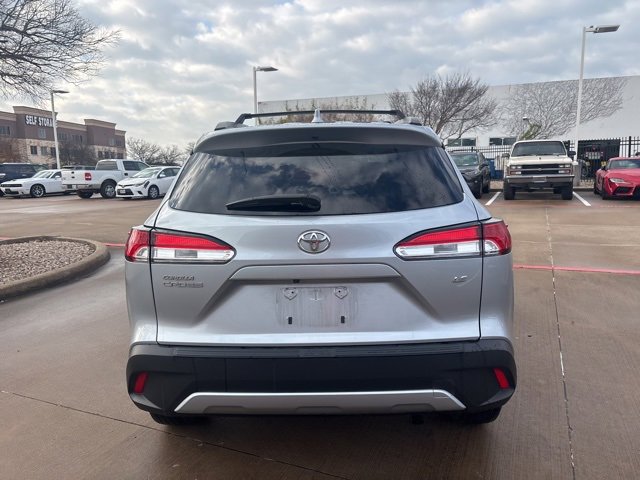 Certified 2024 Toyota Corolla Cross LE image 6