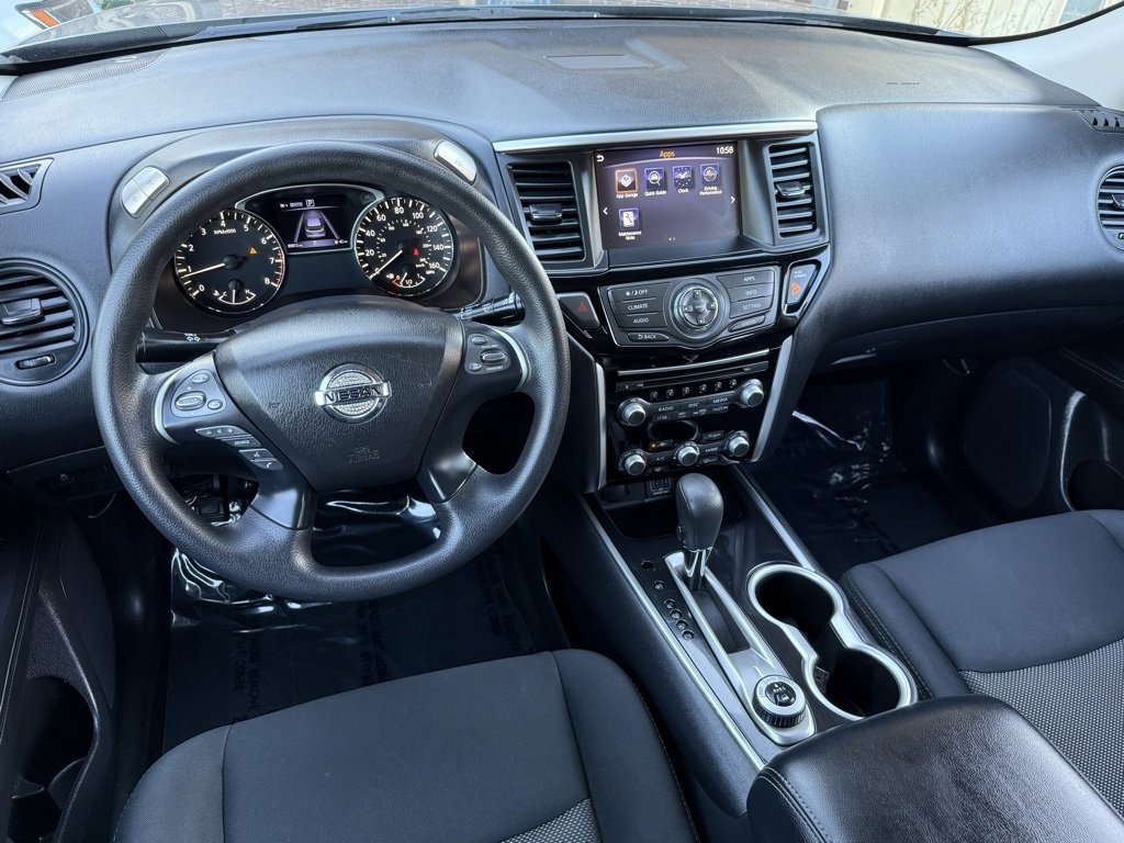 Used 2018 Nissan Pathfinder S image 27