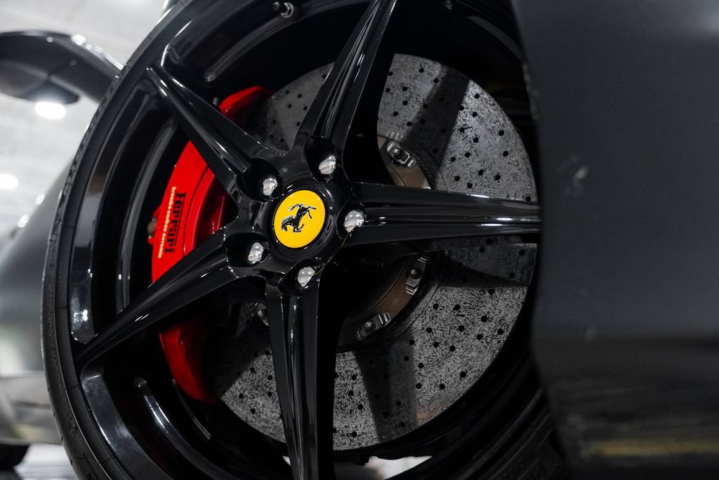 Used 2012 Ferrari 458 Spider RWD image 85