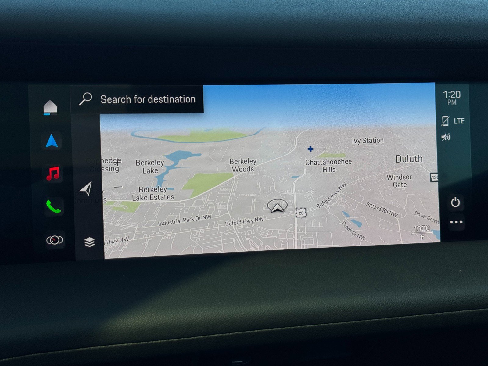 Used 2023 Porsche Taycan 4S w/ Performance Package AWD/4WD image 38