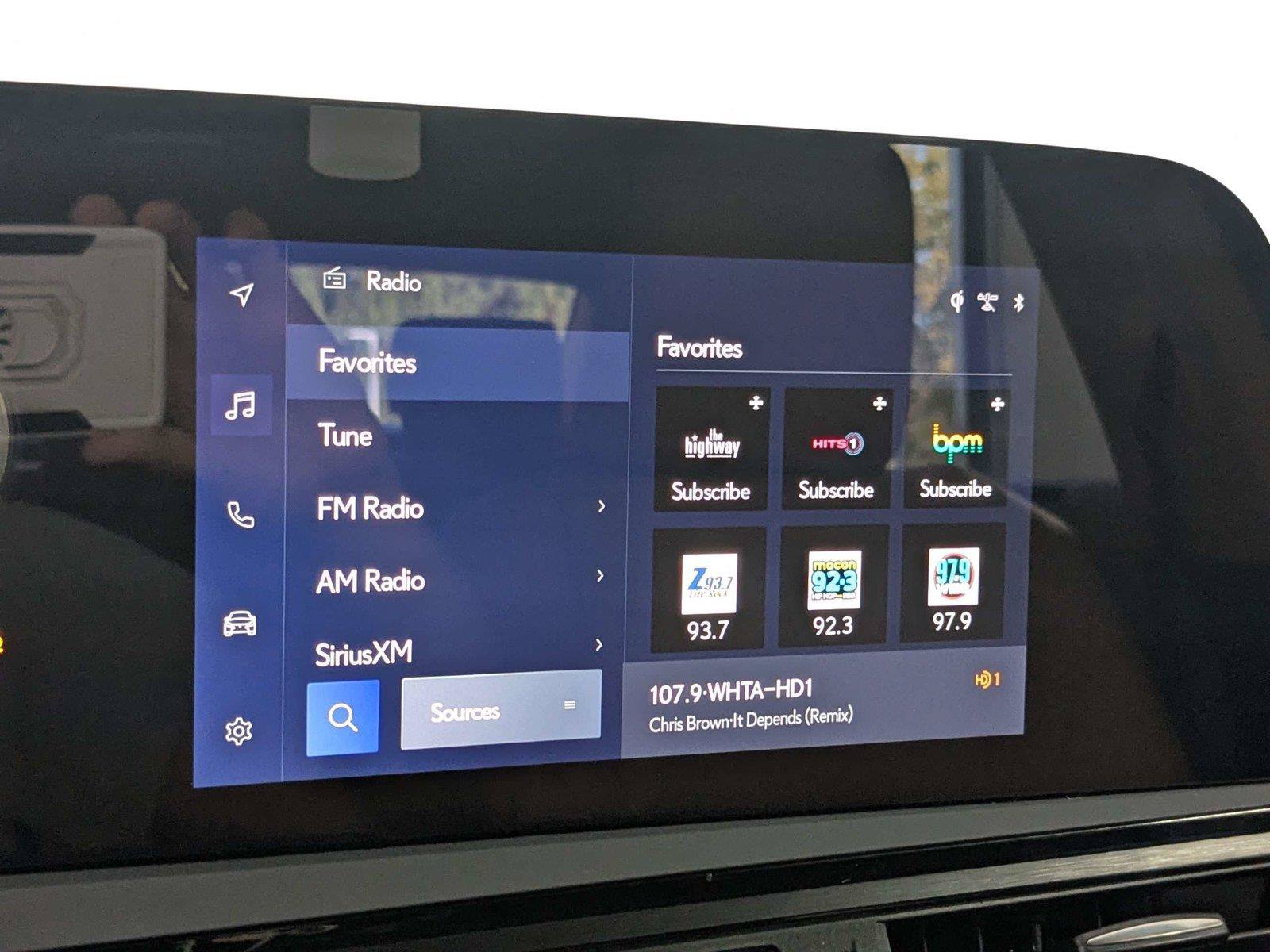 Used 2025 Lexus ES 350 w/ Premium Package FWD image 20