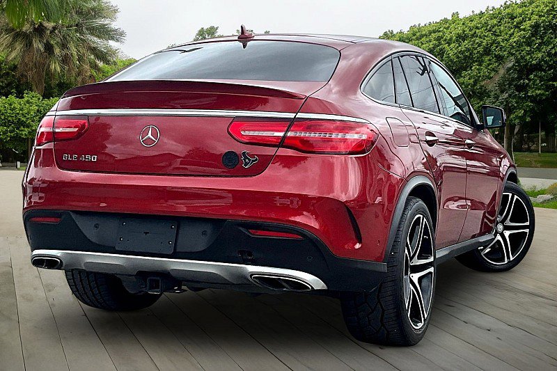 Used 2016 Mercedes-Benz GLE 450 4MATIC Coupe w/ Premium Package image 2